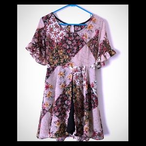 Floral blouse by Pelicana